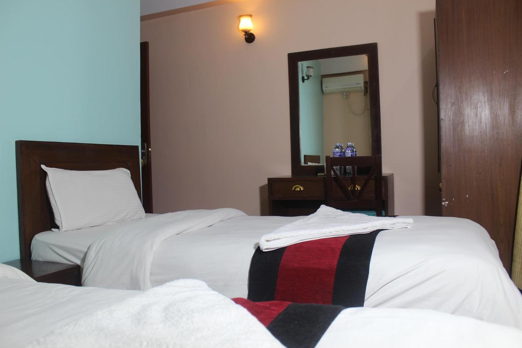 Hotel Happy Home Or Mudkhu Durbar Катманду Екстериор снимка